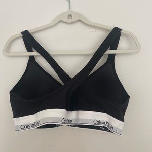 Calvin Klein Cross Back Sports Bra